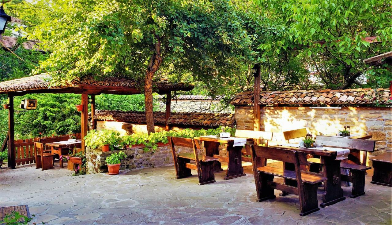 Yakovtsi Inn Exterior foto